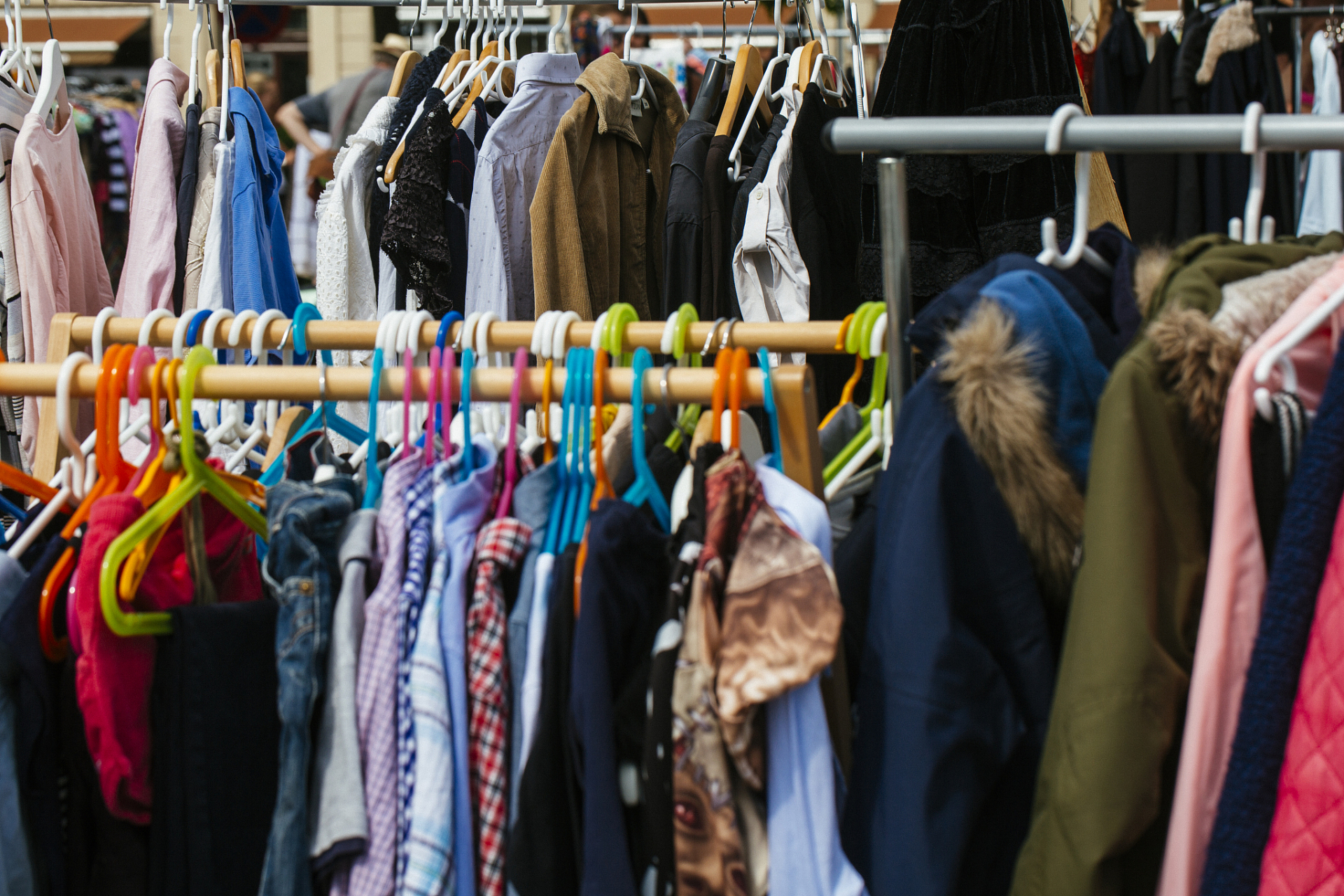 Le développement et l'application de la technologie d'ajustement virtuel : la voie de l'innovation de la 2D à la 3D